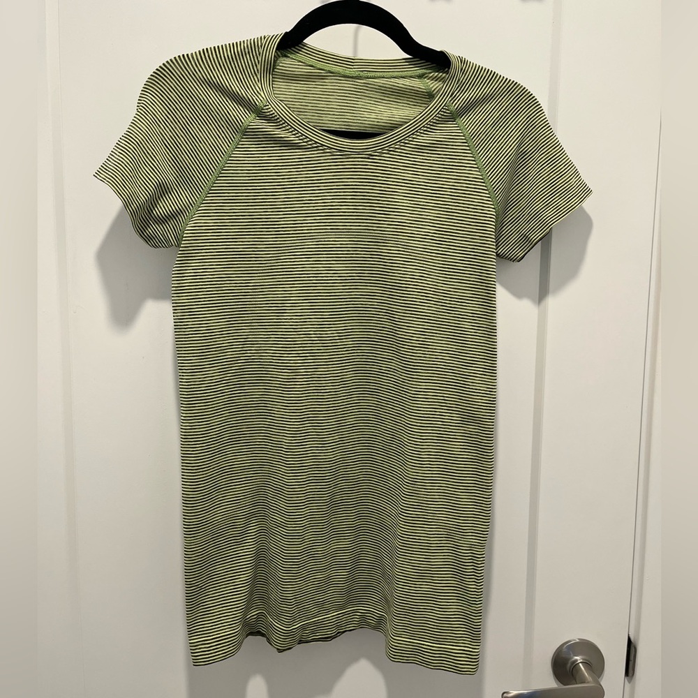 Lululemon Swiftly Tech Short Sleeve 2.0